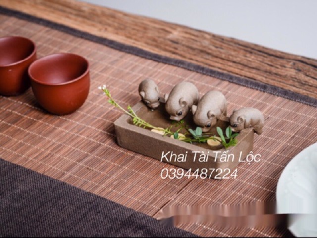 ĐÀN HEO ĂN CÁM TRONG MÁNG gốm tử sa