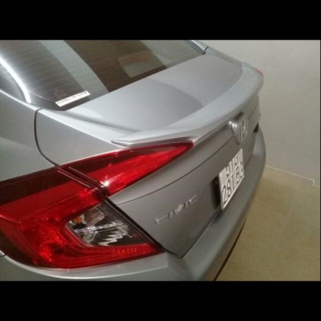 Đuôi gió civic 18-19