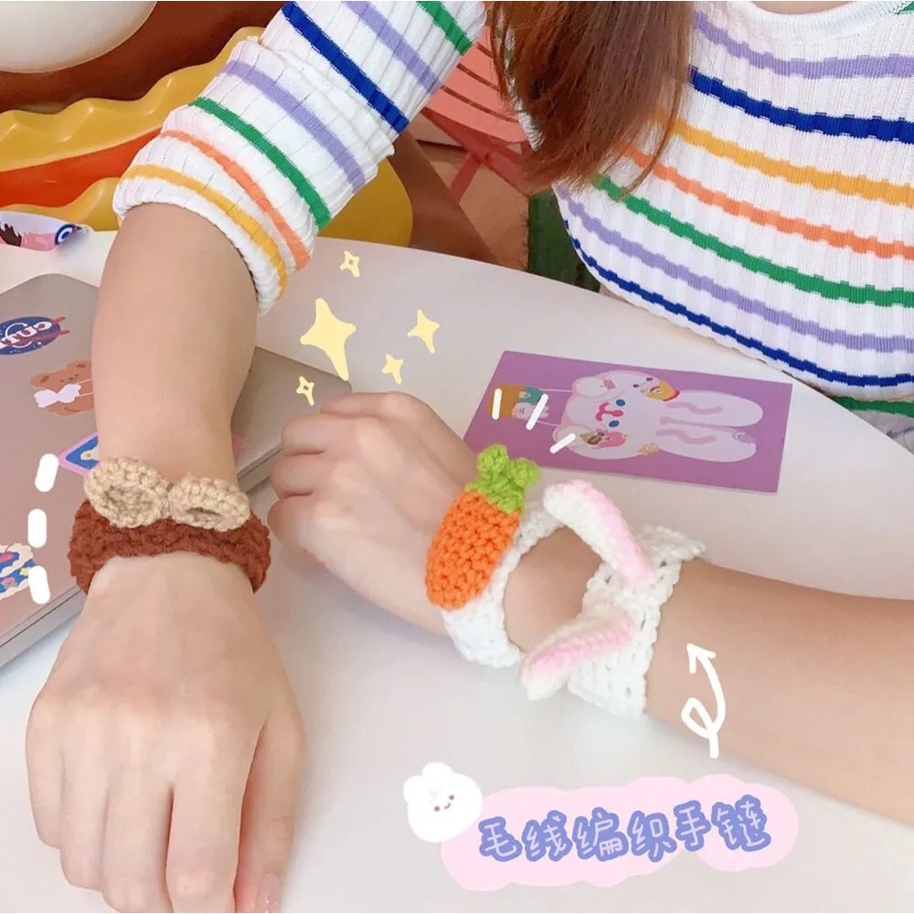 Vòng Tay Dệt Kim Đính Tai Thỏ Và Gấu Hoạt Hình Dễ Thương