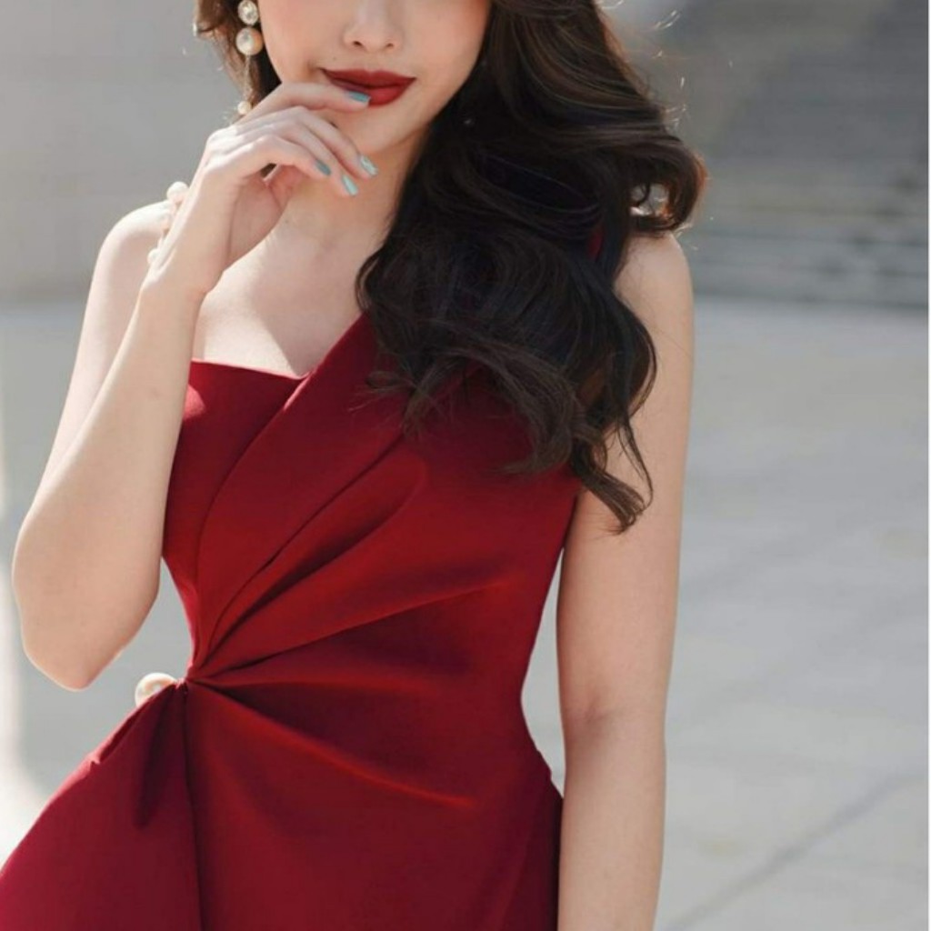 Đầm dự tiệc 1 dây vai đính chuỗi sang trọng quý phái | BigBuy360 - bigbuy360.vn