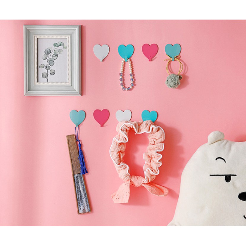Bộ 5 móc dán tường hình trái tim
