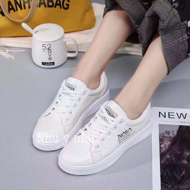 Giày thể thao nasa