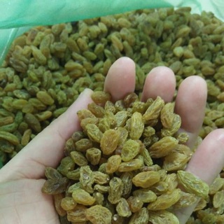Nho khô xanh