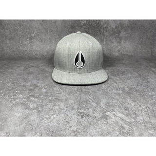 Mũ snapback nixon chính hãng