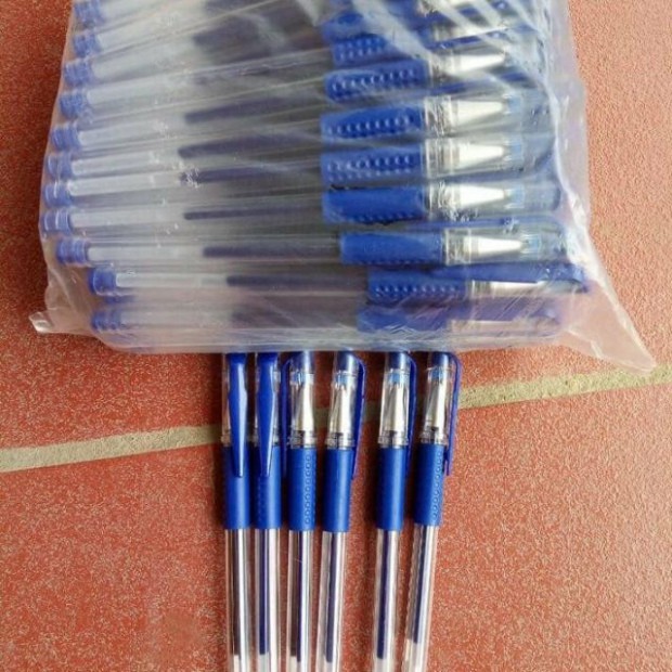 100 chiếc Bút Bi Nước Văn Phòng. ĐTBX