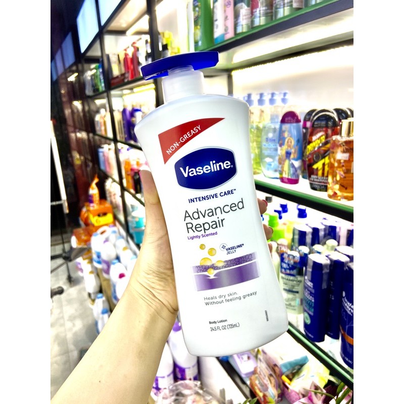 Sữa Dưỡng Thể Vaseline Mỹ Intensive Care Advanced Repair dành cho da cực kỳ khô 725ML