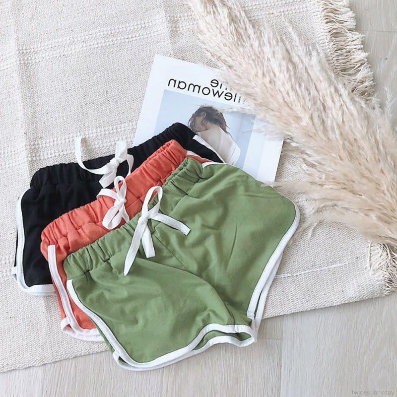 Set áo thun ngắn tay in chữ + Quần short đáng yêu cho bé gái