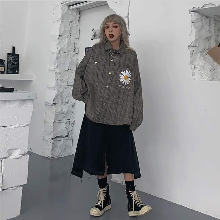 SƠ MI KẺ HOA CÚC HELLO FORM UNISEX - SOMI CARO IN HÌNH BÔNG HOA HOT - Sp sẵn