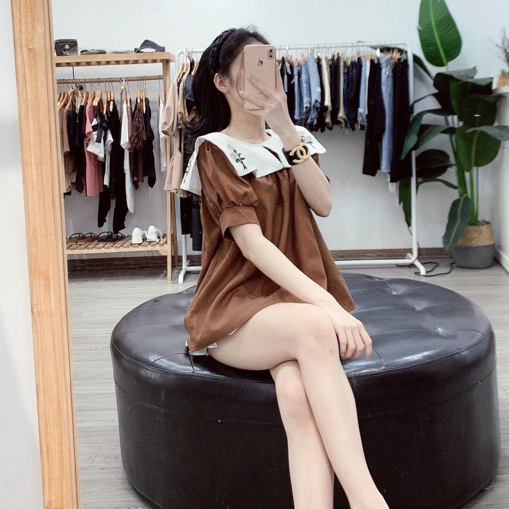Aó babydoll nâu cổ vạt trắng thêu hoa xinh xắn - A18 | BigBuy360 - bigbuy360.vn