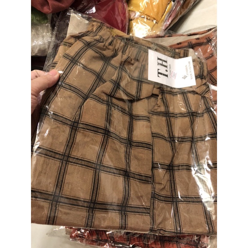 Quần vải sọc nữ