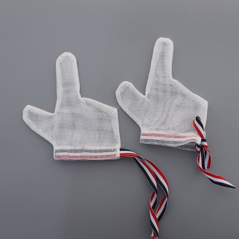 Găng Tay Cai Mút Tay An Toàn Và Hiệu Quả Cho Bé