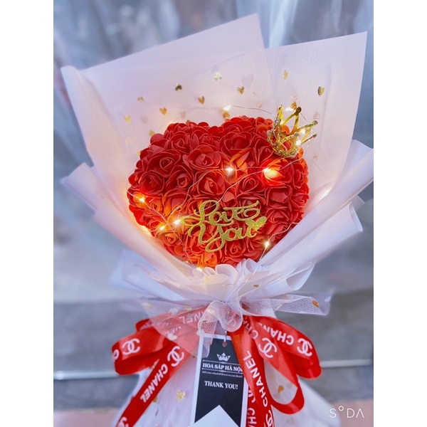 Hoa sinh nhật-quà 20/10: bó hoa hồng tim kết hợp vương miệng tặng kèm đèn nháy và thiệp