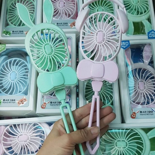 Quạt tai thỏ, tai Phone