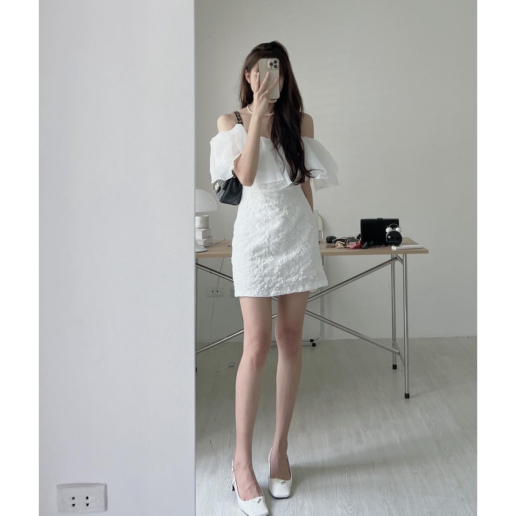 VÁY GẤM TRẮNG HOA NỔI VOAN TRỄ VAI SENA DRESS TIỂU THƯ SIÊU XINH