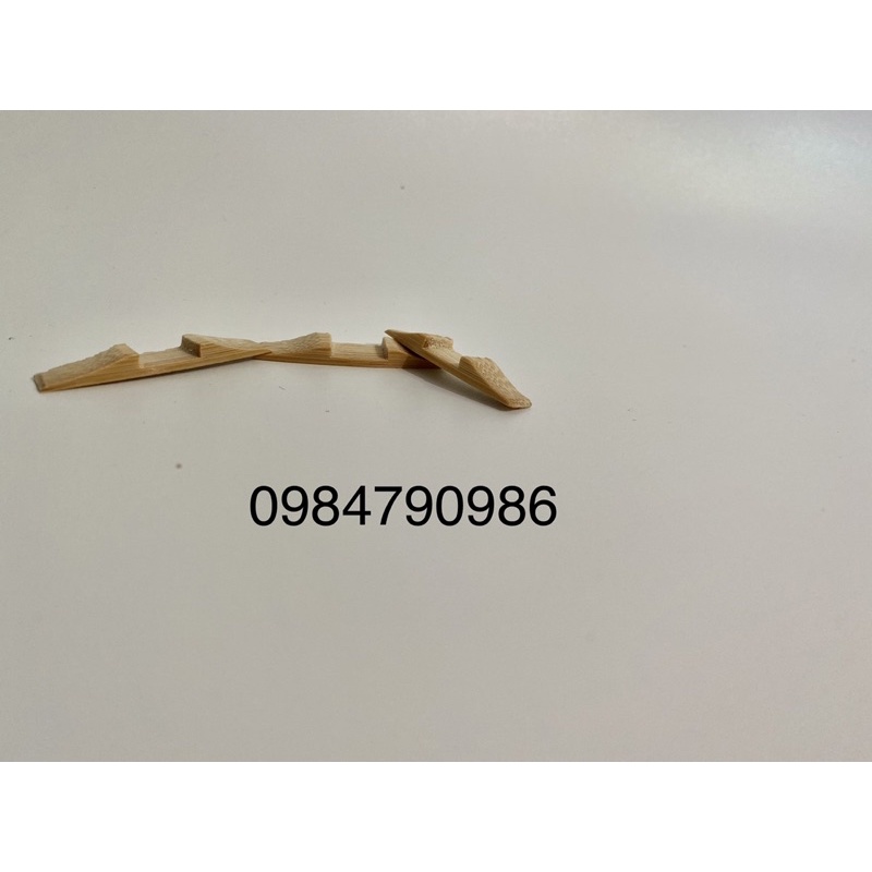 Dữ nẹp lồng chim khuyên dành cho anh em