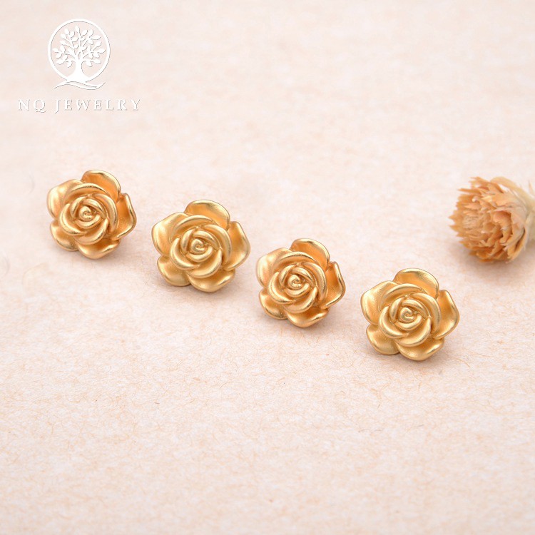 Charm bạc hoa hồng xỏ ngang - NQ Jewelry