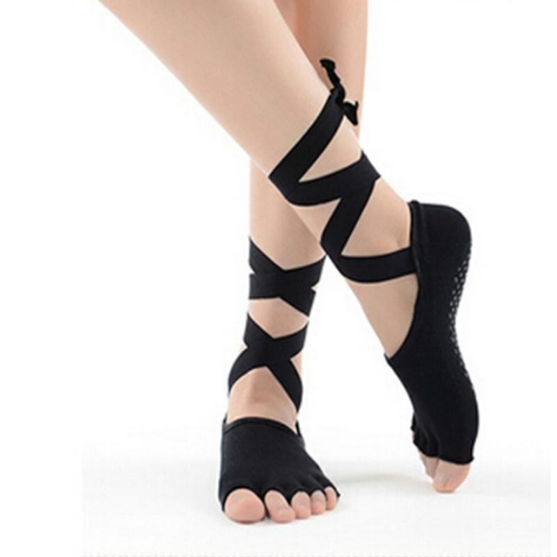 Vớ thể thao chống trượt chuyên dụng cho nữ