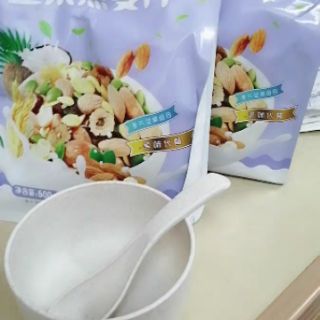 Bát thìa lúa mạch