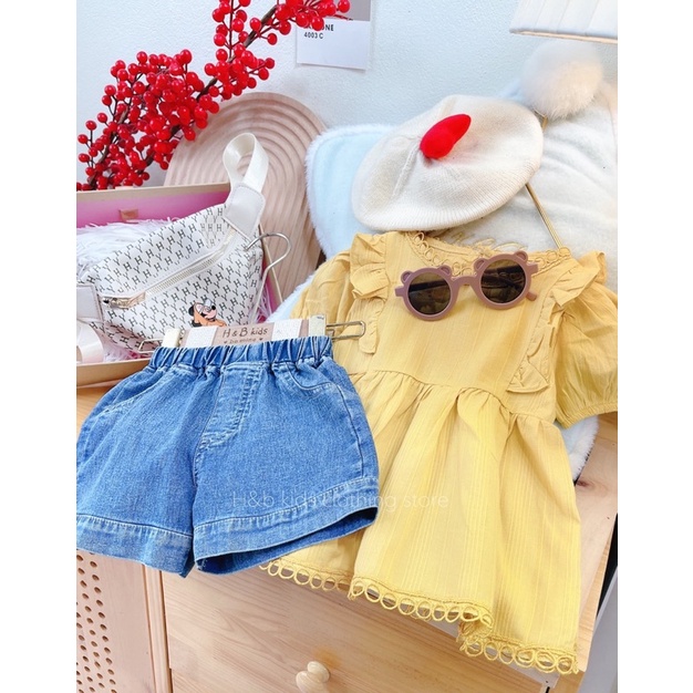 Set áo đũi vàng quần jean bé gái