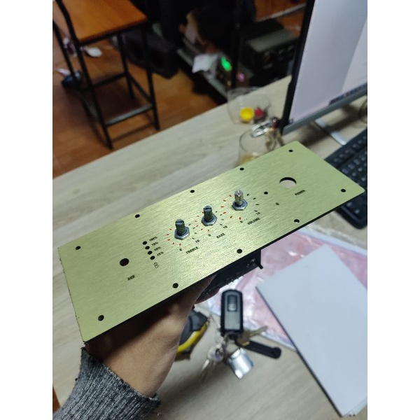 Tấm control cho mạch loa bluetooth phong cách marshall