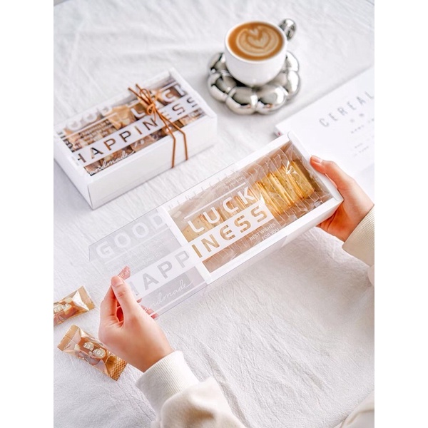 Hộp giấy mica HAPPINESS