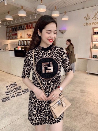 Váy da báo logo kim sa siu đẹp .