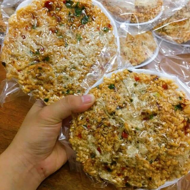 Cơm cháy chà bông sốt mắm hành