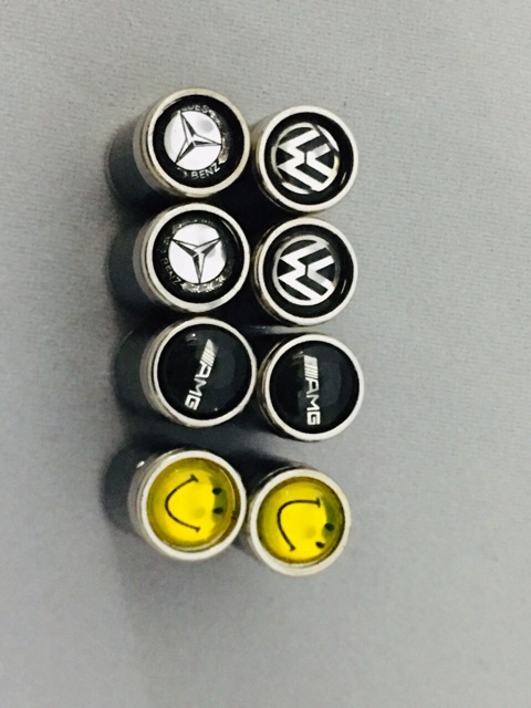 Ốp chân van oto - xe máy các bon cao cấp ( giá 1 đôi)