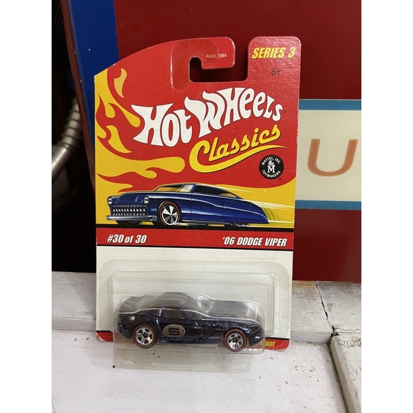 Xe mô hình đồ chơi cơ bản Hotwheels 1:64 - Classic - '06 Dodge Viper