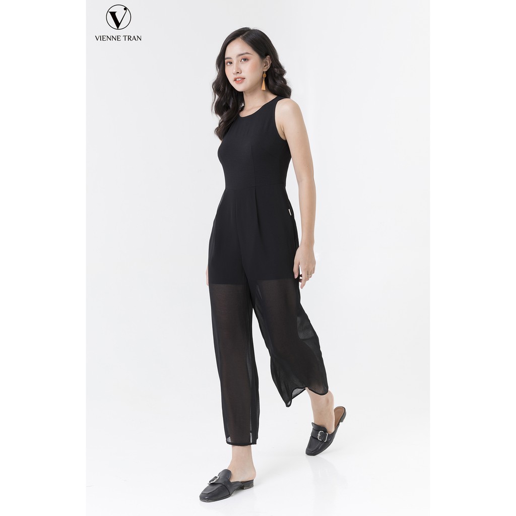 Jumsuit sát nách phủ voan VIEN TRAN V66C19H003 (Đen)