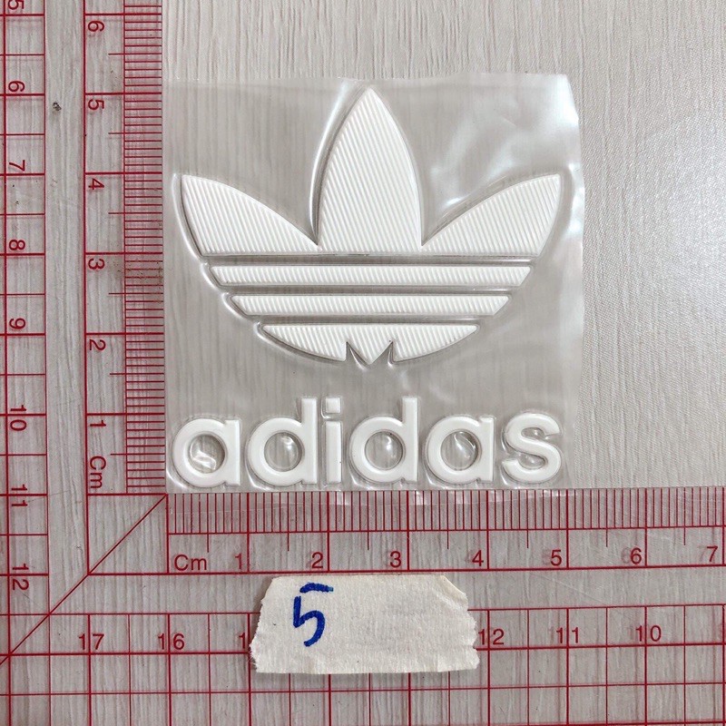 Sticker hình ủi nổi thương hiệu thể thao