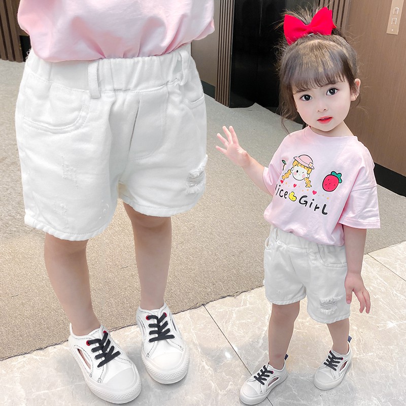 Quần soóc cho bé gái Mùa hè 2021 Áo khoác ngoài mới Màu trắng tinh khiết Tất cả phù hợp ống rộng trẻ em Hàn