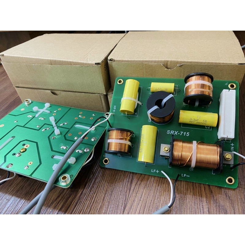 Mạch Phân Tần dùng cho cấu trúc loa 2 đường tiếng 2 way 1 Bass 1 Treble SRX-715 công suất Lớn