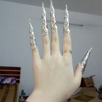 Hộ chỉ móng tay cổ trang có hạt đính