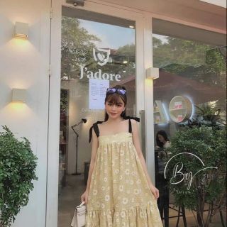 Đầm hoa cúc