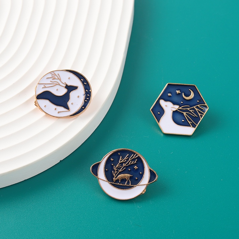 Ghim cài áo Qihe Jewelry hình mặt trăng/ngôi sao/tuần lộc phong cách giáng sinh 3 kiểu dáng dễ thương khác nhau