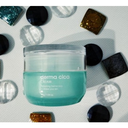 Kem dưỡng da ngừa mụn chiết xuất rau má 3W CLINIC Derma Cica cream  55g