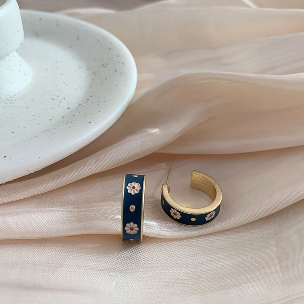 1 Đôi Bông Tai Kim Loại Hình Hoa Cúc Màu Xanh