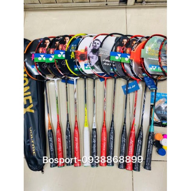 VỢT CẦU LÔNG YONEX 100% cacbon ( tặng kèm đan dây,cuốn cán + Túi đựng vợt) ་