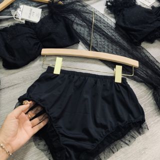 Siêu phẩm bikini đi biển