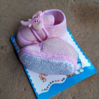 Giầy vải tập đi