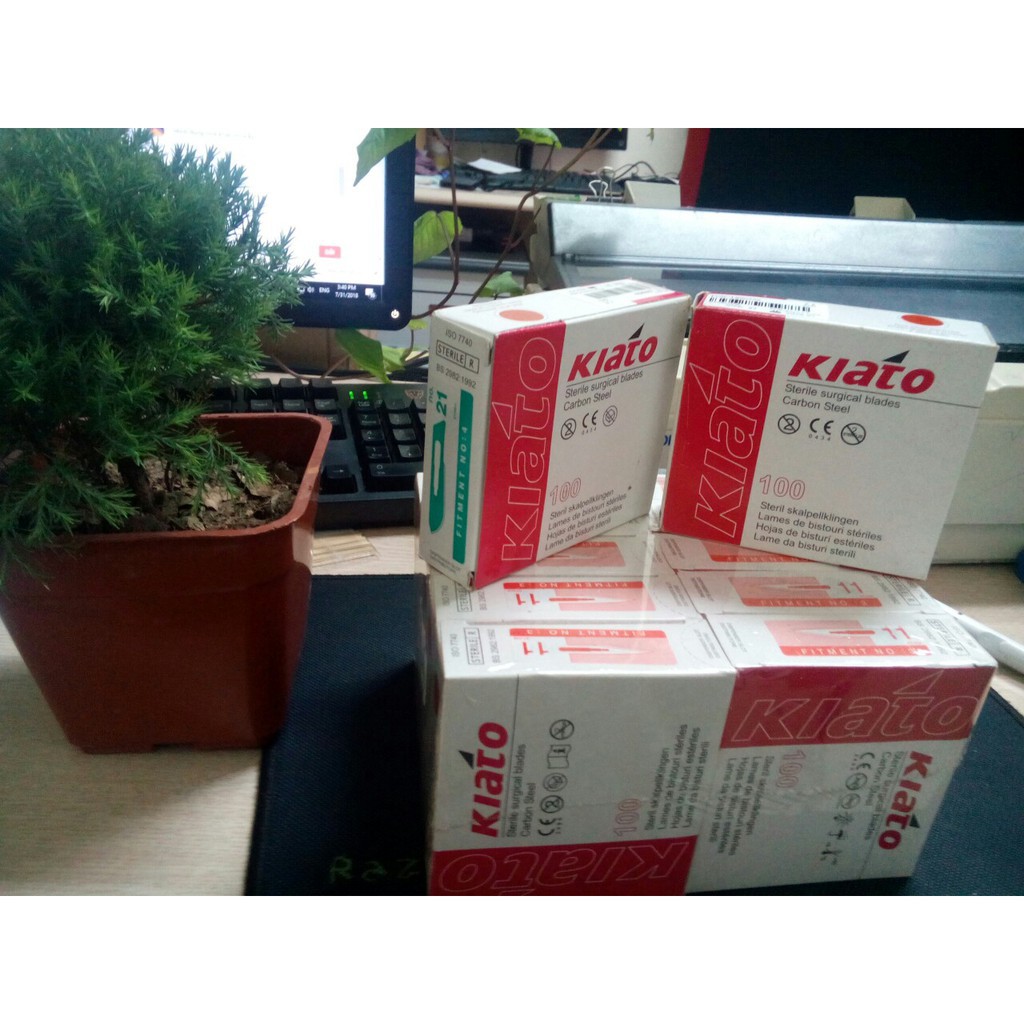 LƯỠI DAO MỔ KIATO 1 hộp 100 cái