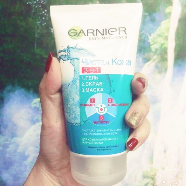 Sữa rửa mặt garnier