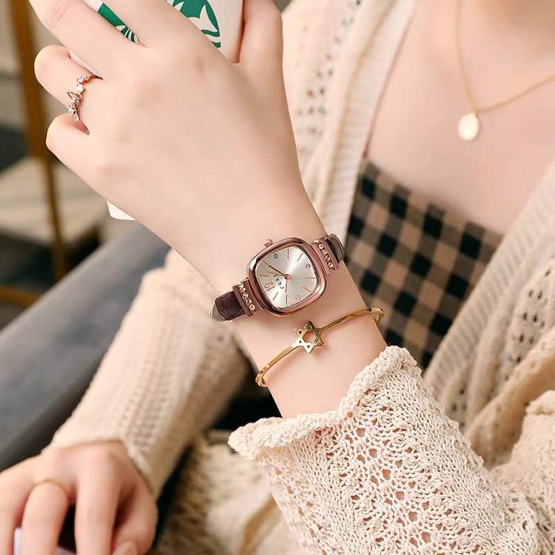 Đồng Hồ Đeo Tay Chống Nước Đính Đá Phong Cách Retro Dành Cho Nữ