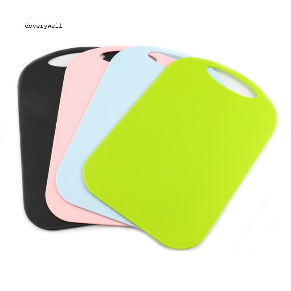 Thớt nhựa chống trượt tiện dụng cho nhà bếp