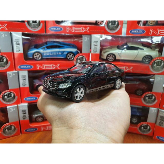 HỘP XE MÔ HÌNH Mercedes-Benz E-Class WELLY 1:36 (Đen)