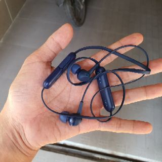 Tai nghe Sony Wi Xb400