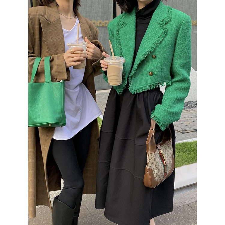 [Spot] Áo Khoác Ngắn Mỏng Nhẹ Ghép Màu Trơn Đơn Giản Thời Trang Hàn Quốc Sang Trọng Khí Chất Dành Cho Bạn Nữ