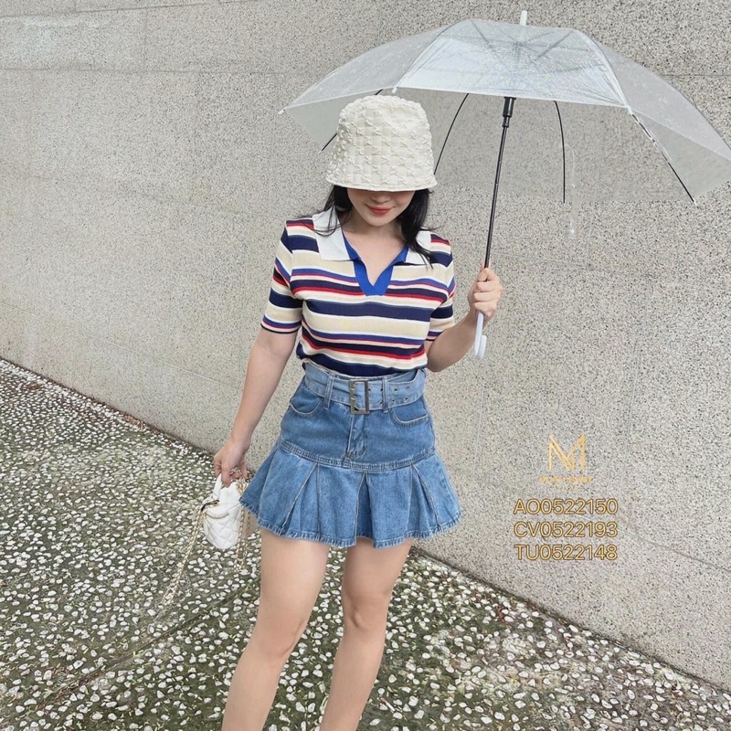 SỈ ÁO LEN CỔ ĐỨC KẺ 2 MÀU CHO NỮ Q300