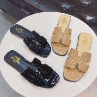 Dép lê chất da rắn bóng mềm